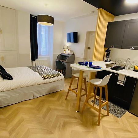 Le Studio Haslay Seraucourt En Plein Coeur De Ville De Bourges - Charme De L Ancien Et Confort Contemporain Extérieur photo